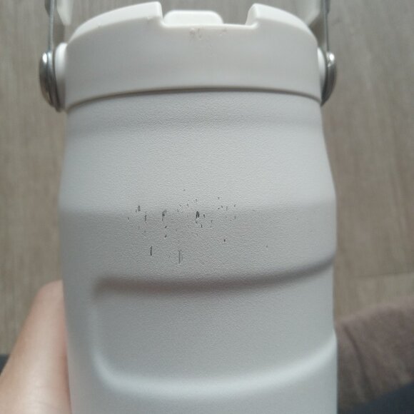 NEW White 24oz. Stanley Waterbottle - Picture 9 of 9